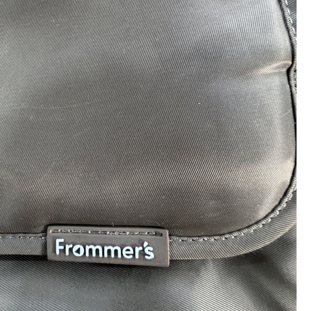 Frommer's by Lug‎ Gray Nylon Crossbody Travel Messenger Bag 0340-A - Picture 2 of 9